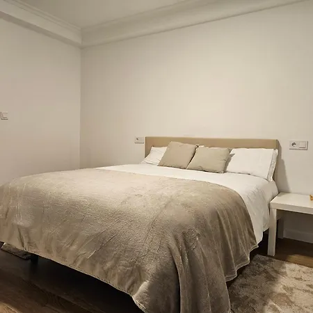 Precioso Apartamento En Centro De Vigo, 2 *