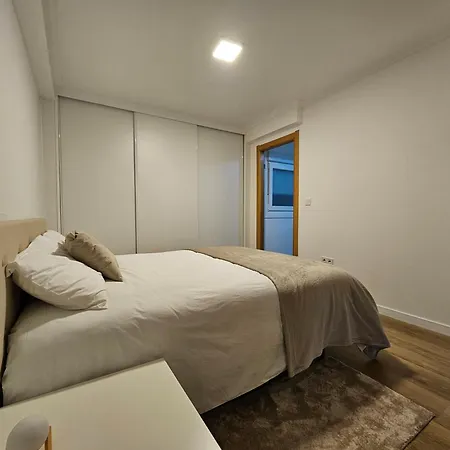 Precioso Apartamento En Centro De Vigo, 2 *